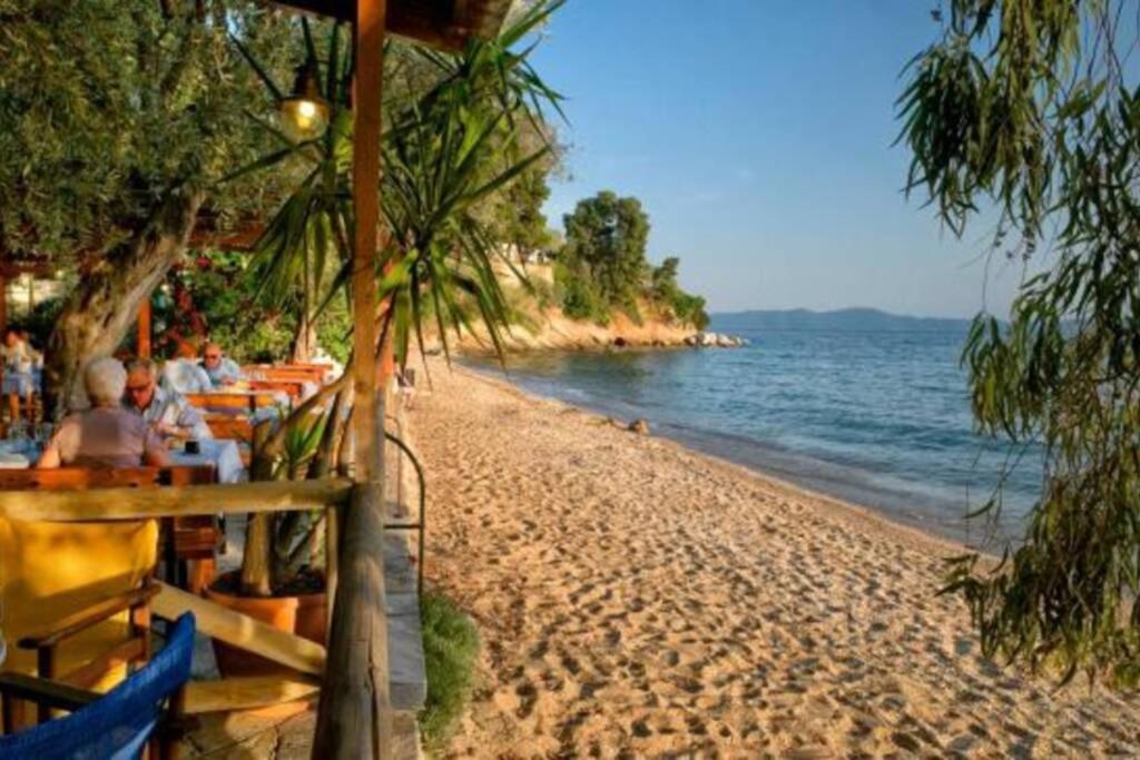 Christie'S Ground Floor Apartment By The Sea Kato Gatzea Ngoại thất bức ảnh